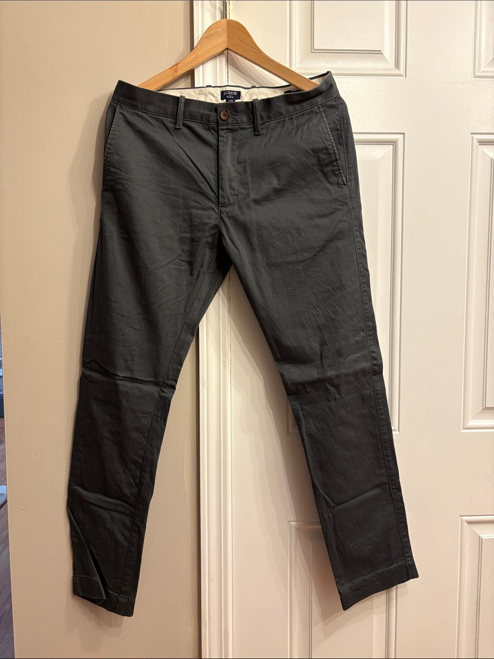 J. Crew Men's Charcoal Gray Chino Pants